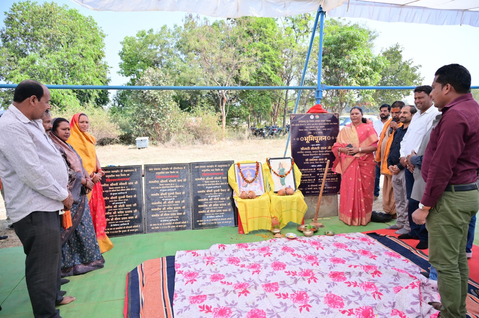 पत्थलगांव विधायक व सरगुजा विकास प्राधिकरण उपाध्यक्ष गोमती साय ने दी विकास की सौगात; जामझोर में छात्रावास व भवनों का भूमिपूजन