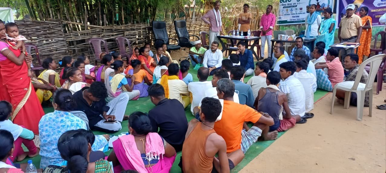 जब पेड़ की छांव में सजी ‘न्याय की चौपाल’, सुशासन तिहार में मौके पर ही सुलझे ग्रामीणों के मसले