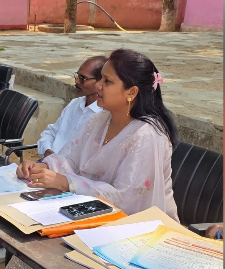 ​’जश लर्न’ कार्यक्रम: कुनकुरी की सहायक शिक्षिका अनिता एक्का को ‘गोल्ड कैटेगरी’ सम्मान, कलेक्टर ने दी बधाई